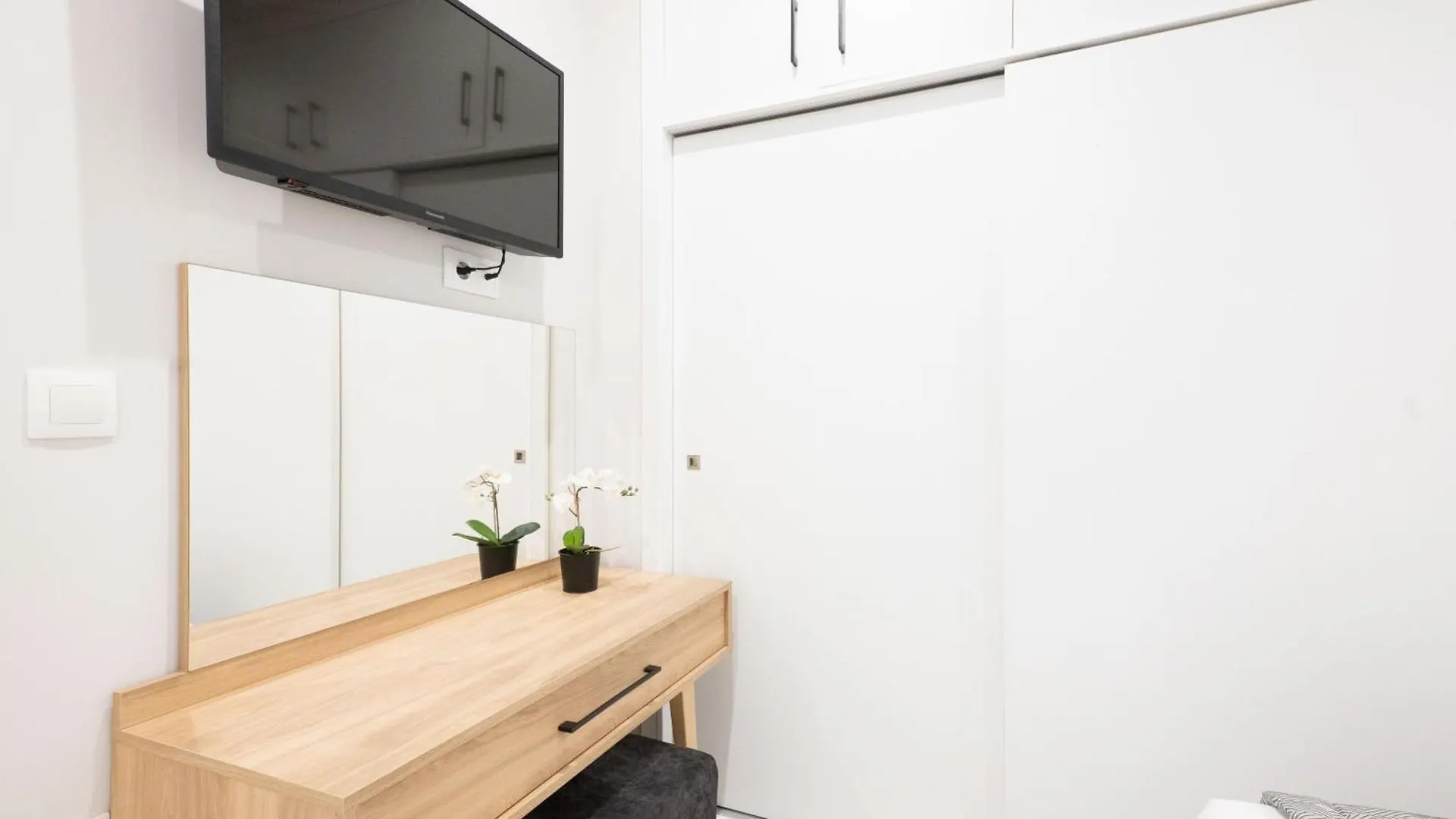 F & B Collection - City Center Hidden Gem Saloniki Apartament