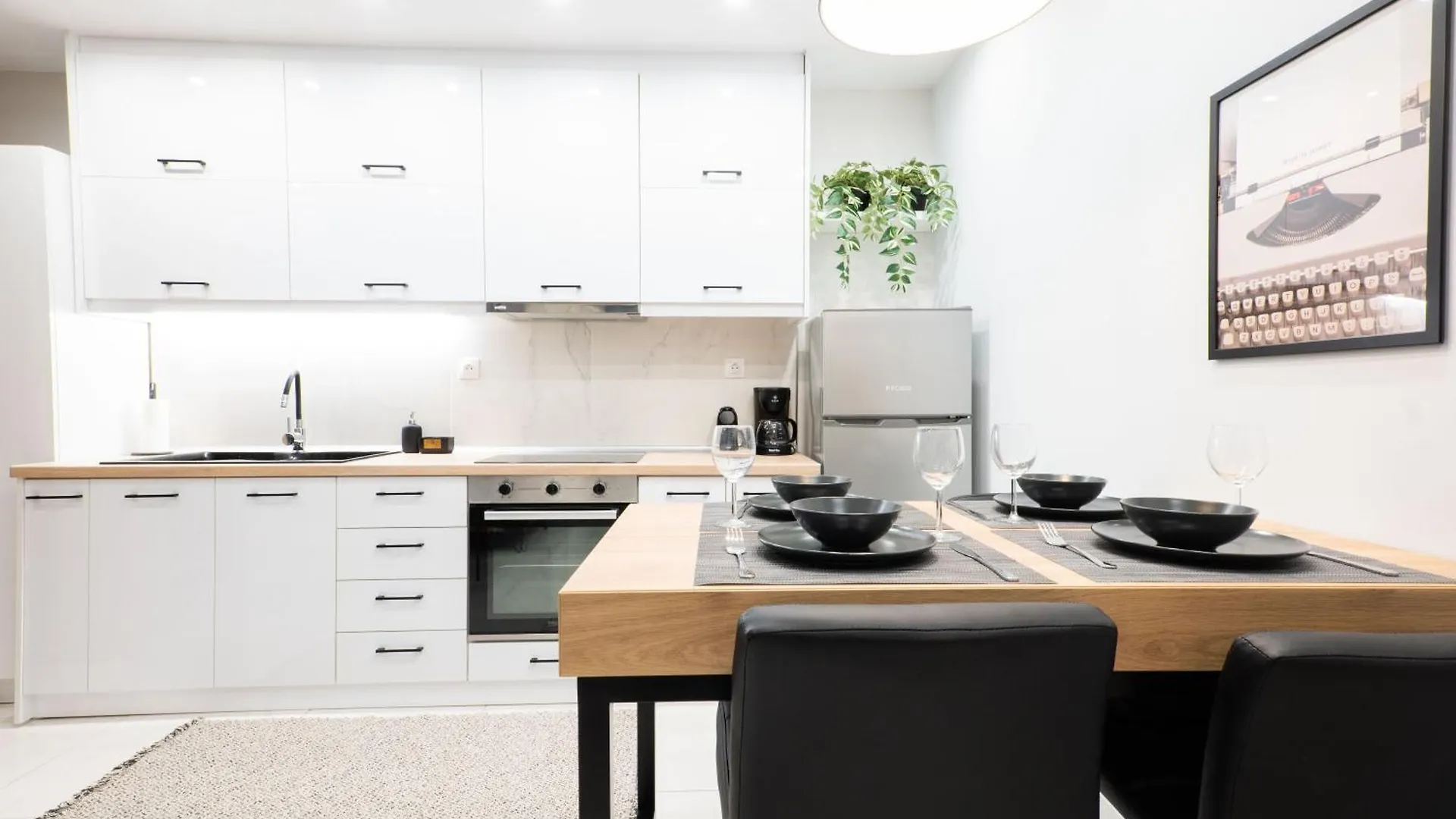 F & B Collection - City Center Hidden Gem Saloniki Apartament